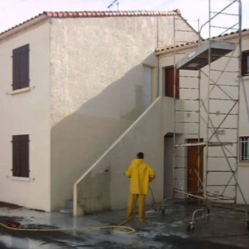 Rennet, nettoyage de façades et de toitures, en Vendée